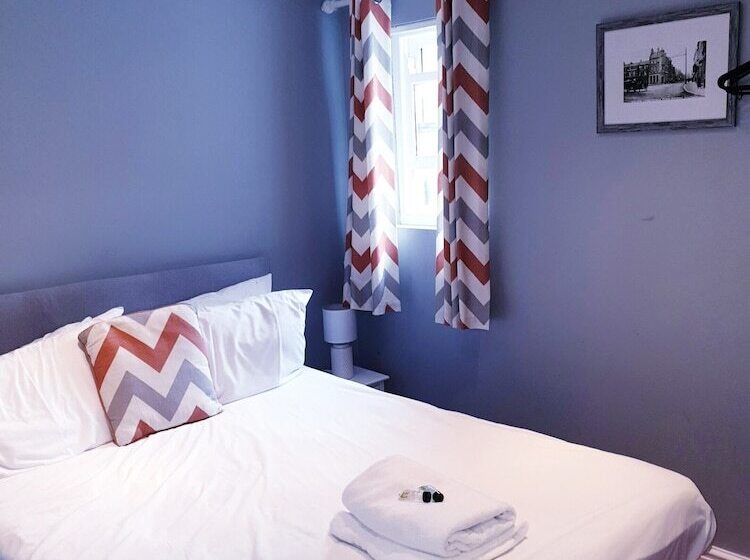 ベッドアンドブレックファースト The Grey Horse