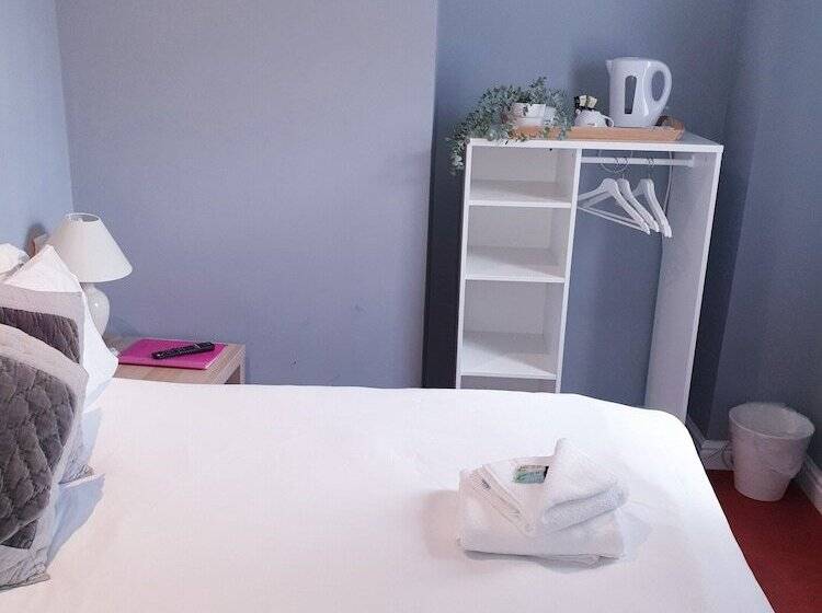 ベッドアンドブレックファースト The Grey Horse