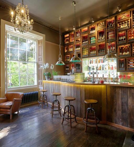 Hotelli Backwell House