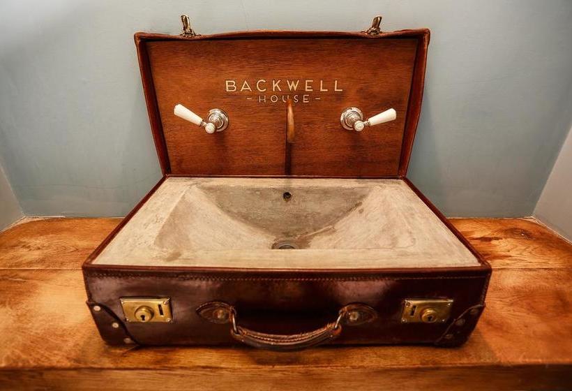 Hotelli Backwell House