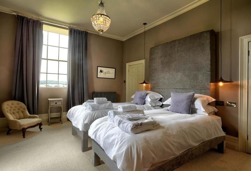 Hotelli Backwell House