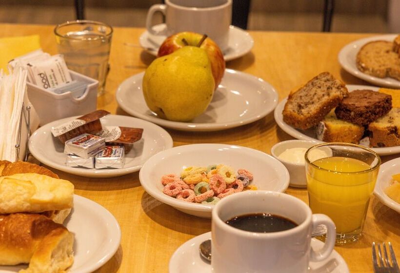 هتل Bariloche By Tierra Gaucha