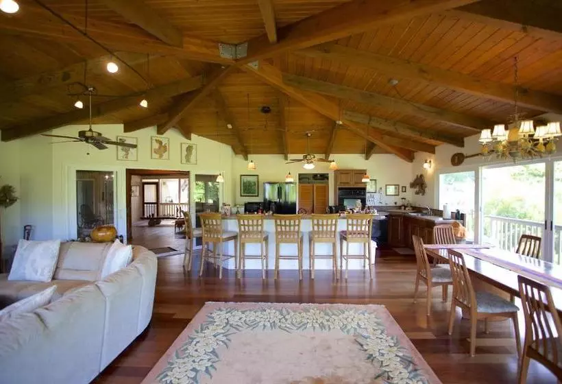 هتل Hale Ho O Maha Bed And Breakfast