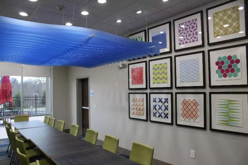 Hotelli Holiday Inn Express & Suites Milledgeville By Ihg