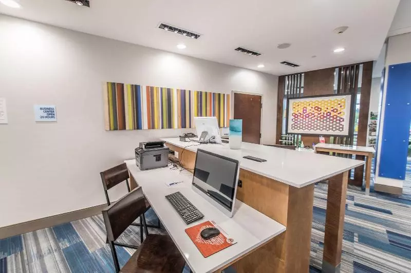 Hotelli Holiday Inn Express & Suites Milledgeville By Ihg