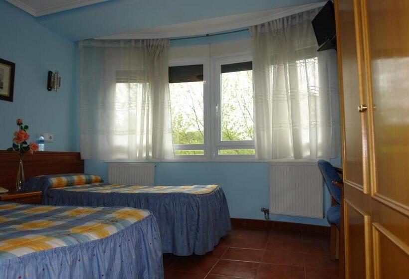 בית מלון כפרי Hostal Campus