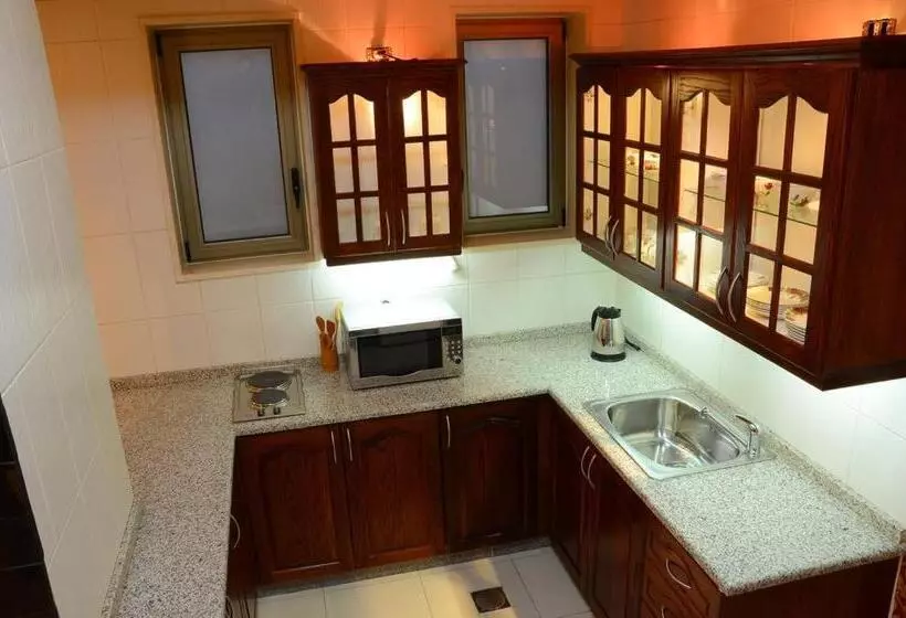 Jad Hotel & Suite