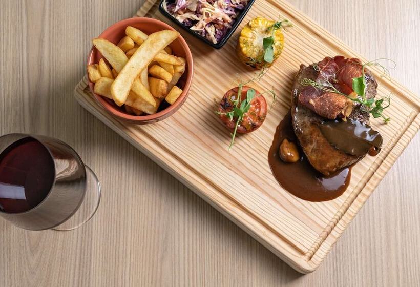 Jupiter Marina Hotel - Couples & Spa