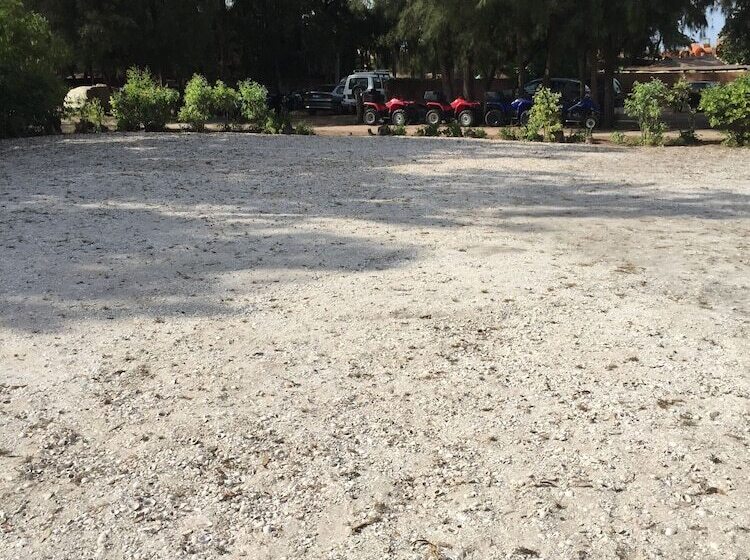 Отель Les Cristaux Roses