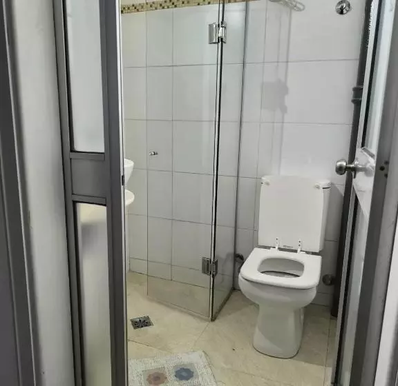 هتل Lobato