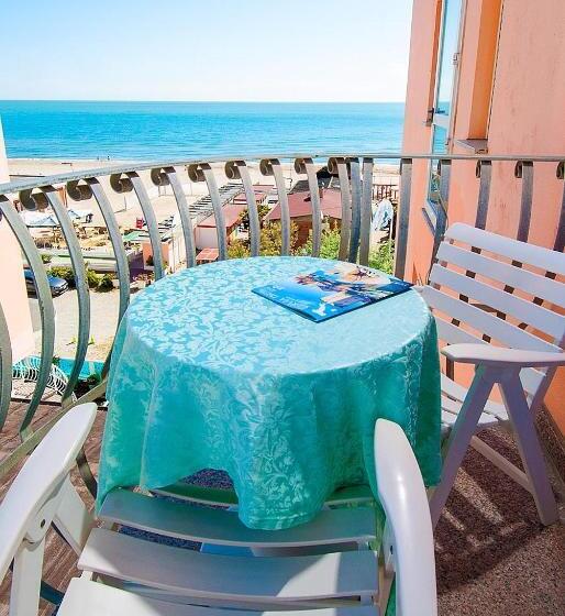 בית מלון כפרי Mayflower