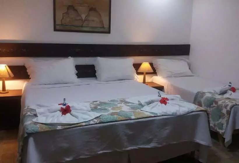 هتل Pousada Topázio