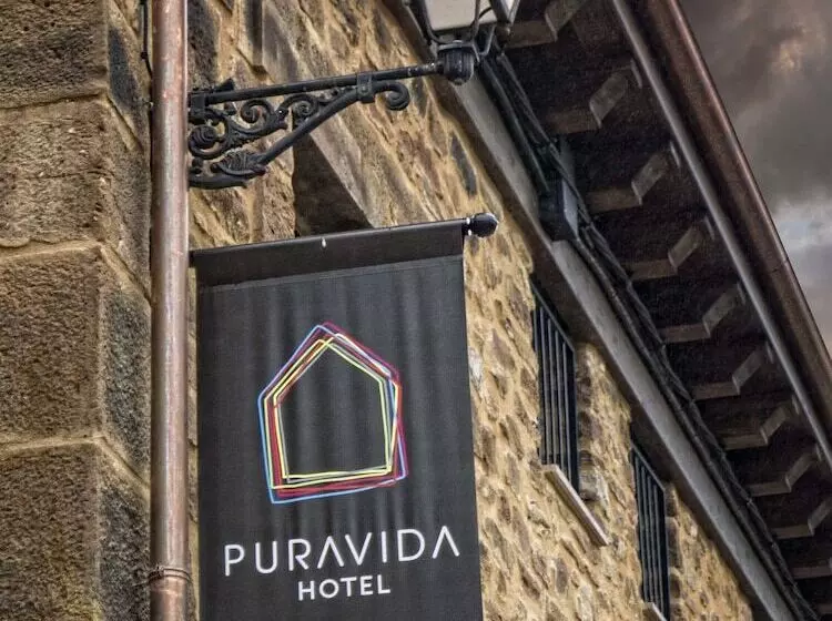 هتل Pura Vida