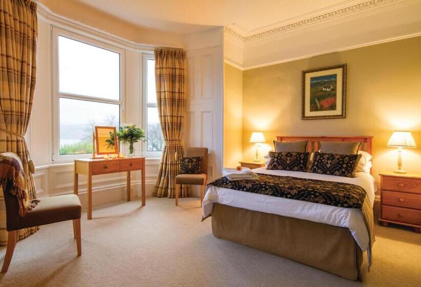 Отель The Arran Lodge & Arran Sleep Huts