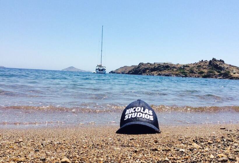 Nicolas Studios