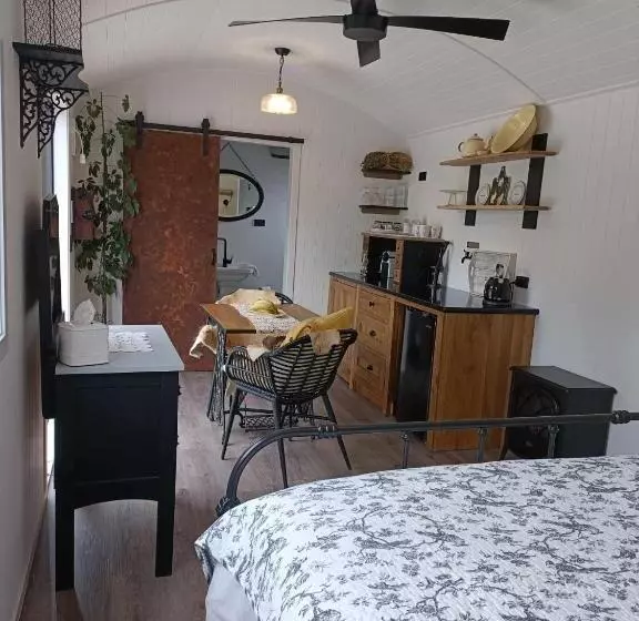 Aamiaismajoitus (B&B) About Thyme For Sleeps & Treats