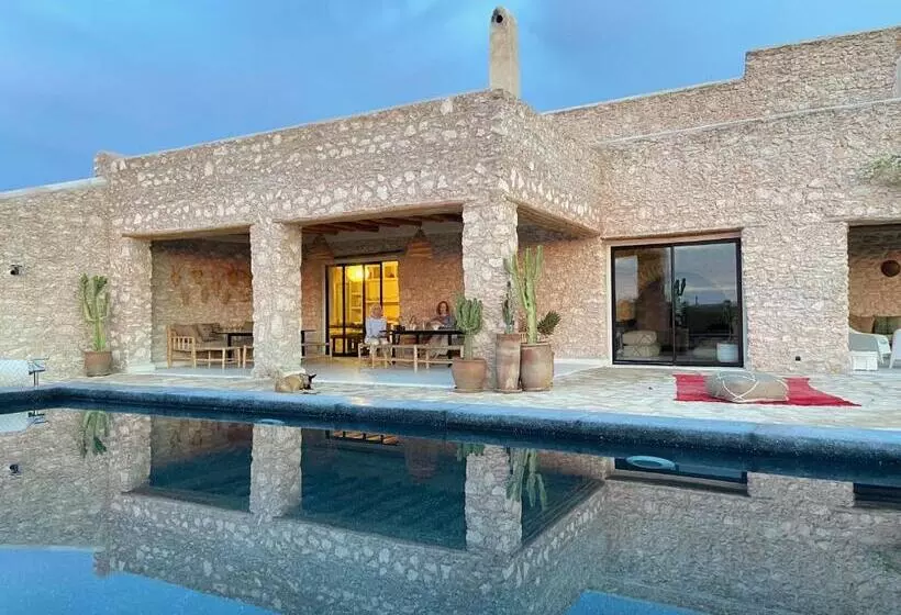 تختخواب و صبحانه Kaouki Lodge