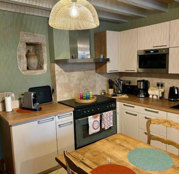 Bed and Breakfast L Annexe De Marguerite De Domprel