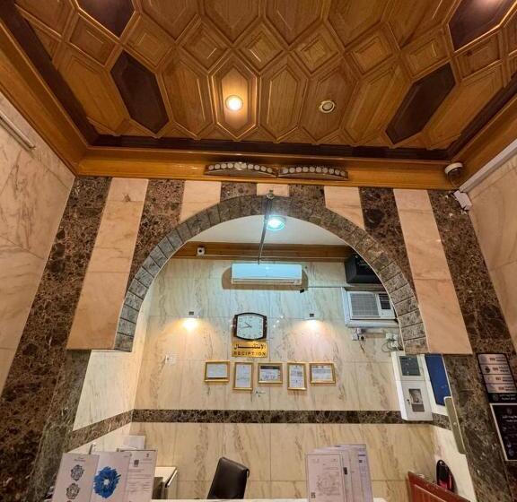 בית מלון כפרי شقق اجنحة بيداء الشرق للشق المخدومة