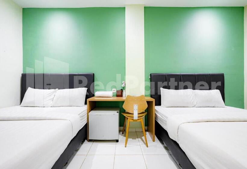 فندق Capital Cikokol Redpartner