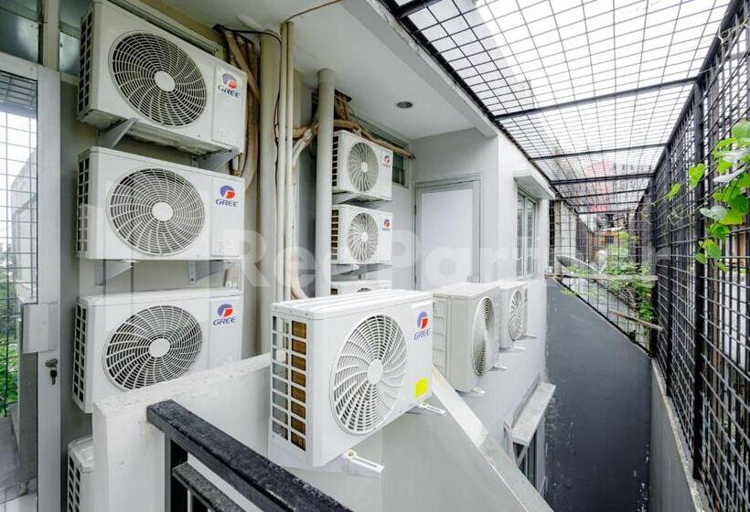 فندق Capital Cikokol Redpartner