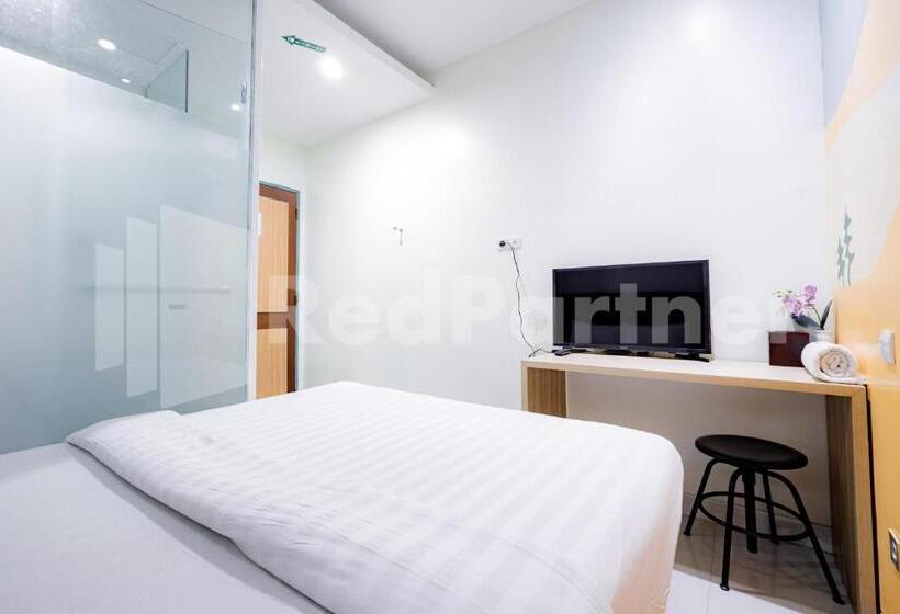 فندق Capital Cikokol Redpartner