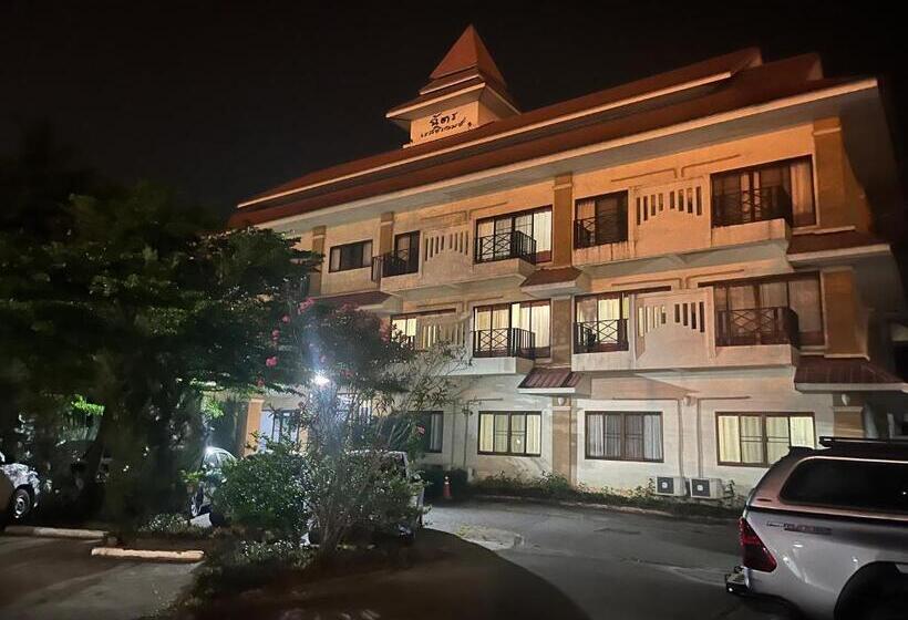 בית מלון כפרי Chat Residence