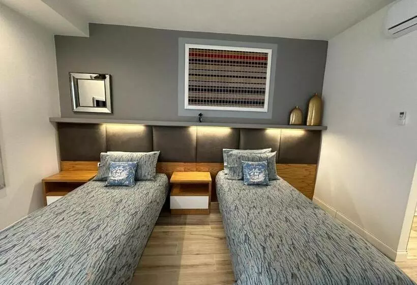 ホテル Evergreen Laguna Vain Lezhe