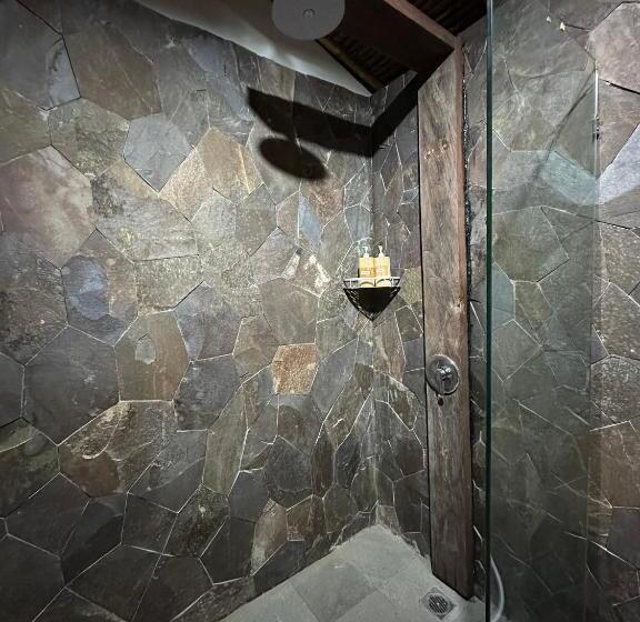 호텔 Glamping @ Pebbles & Fins