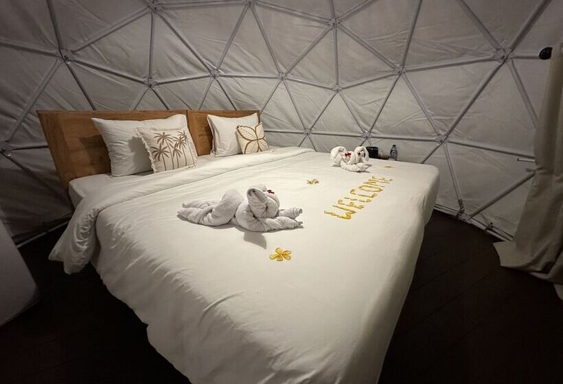 호텔 Glamping @ Pebbles & Fins