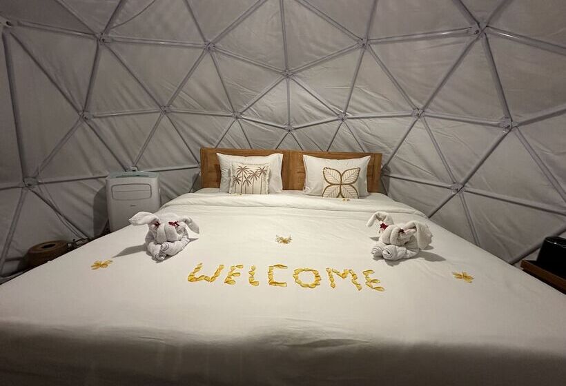 호텔 Glamping @ Pebbles & Fins