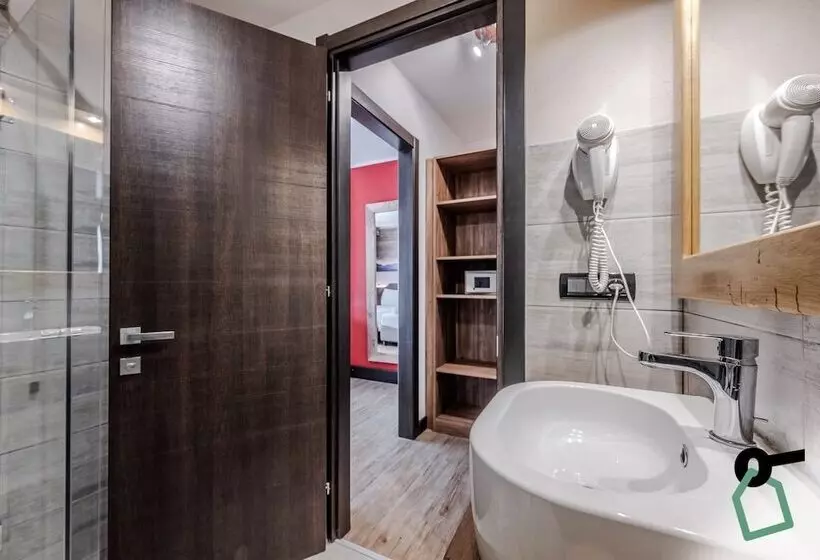 ホテル Hotiday Chalet Sestriere Vialattea