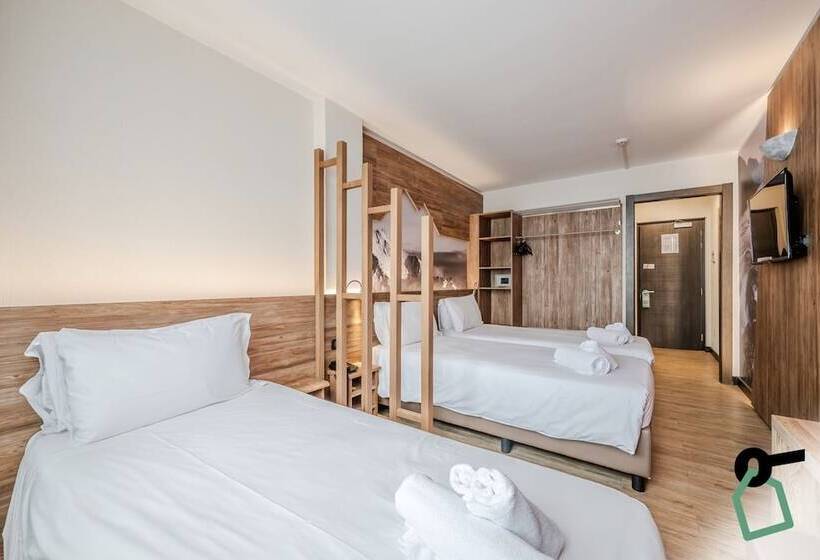 בית מלון כפרי Hotiday Chalet Sestriere Vialattea