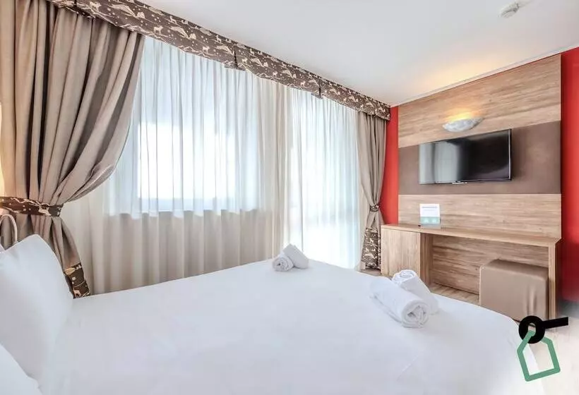 ホテル Hotiday Chalet Sestriere Vialattea