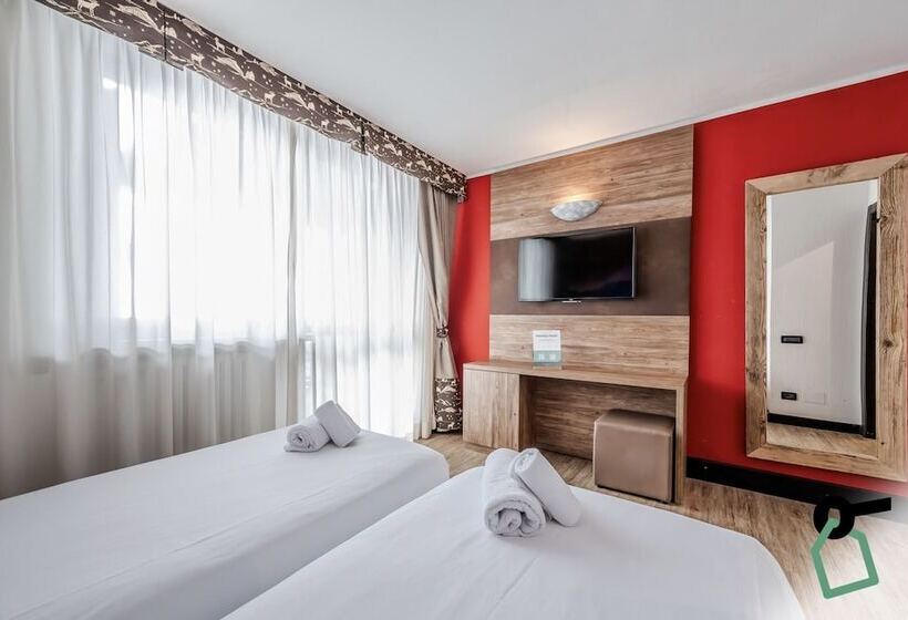 בית מלון כפרי Hotiday Chalet Sestriere Vialattea