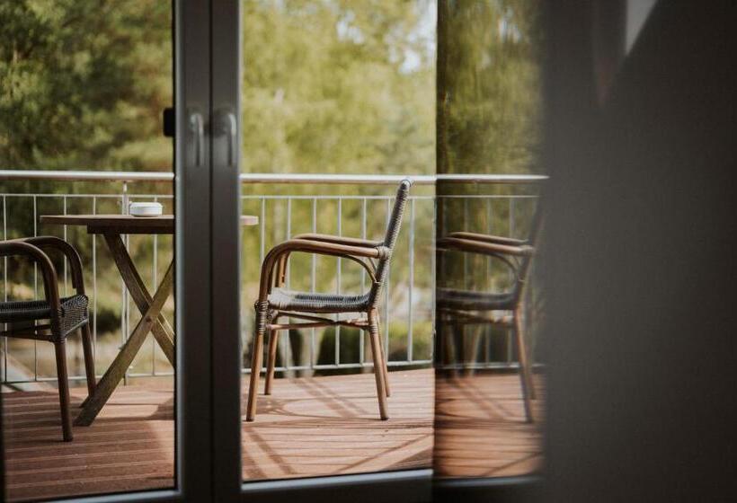 בית מלון כפרי Restaurant Eifeler Seehütte