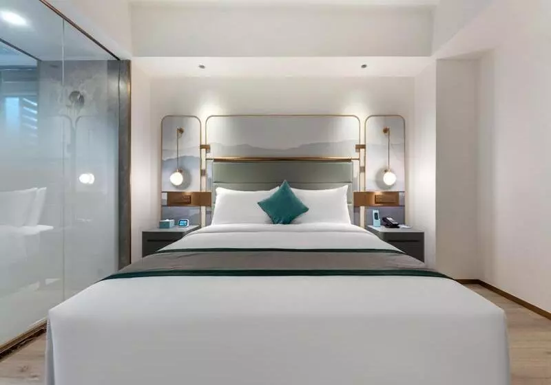 Lanou Hotel Shenzhen Luohu Ruipeng Building