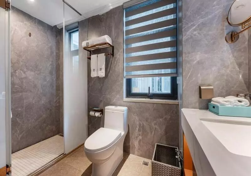 Lanou Hotel Shenzhen Luohu Ruipeng Building