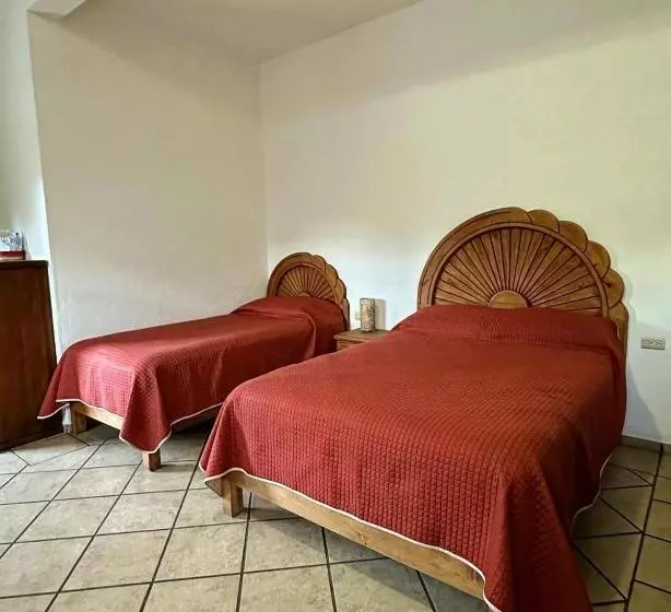 Retkeilymaja Hospedaje Huehueyopa