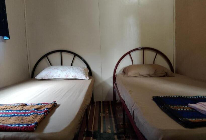 هتل Darvel Bay Homestay