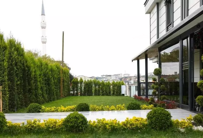 Hotelli Gardenmode Airport