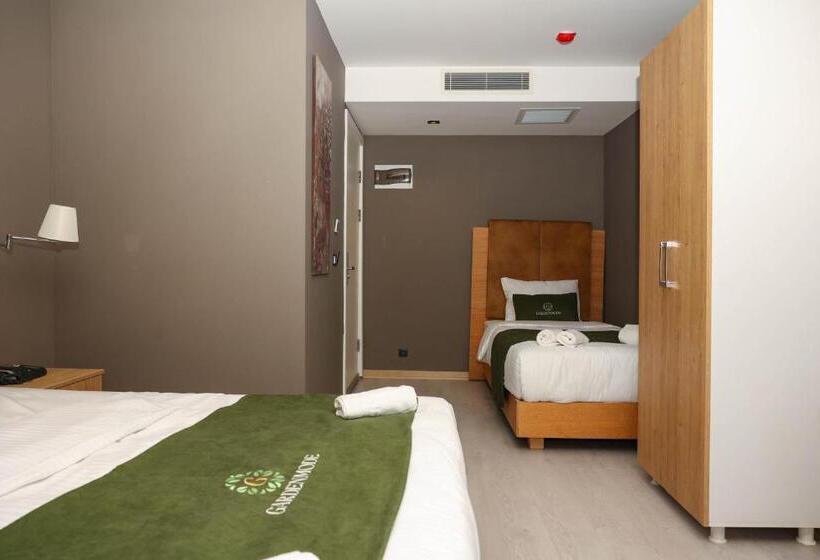 هتل Gardenmode Airport