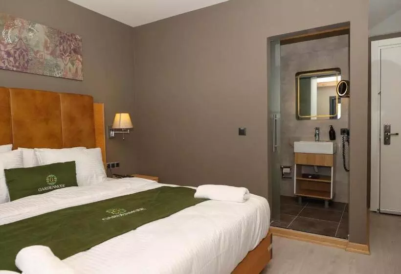 Hotelli Gardenmode Airport