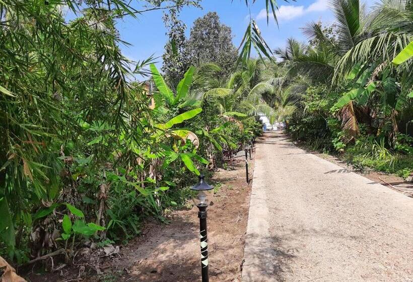 호텔 Garwa Home Stay