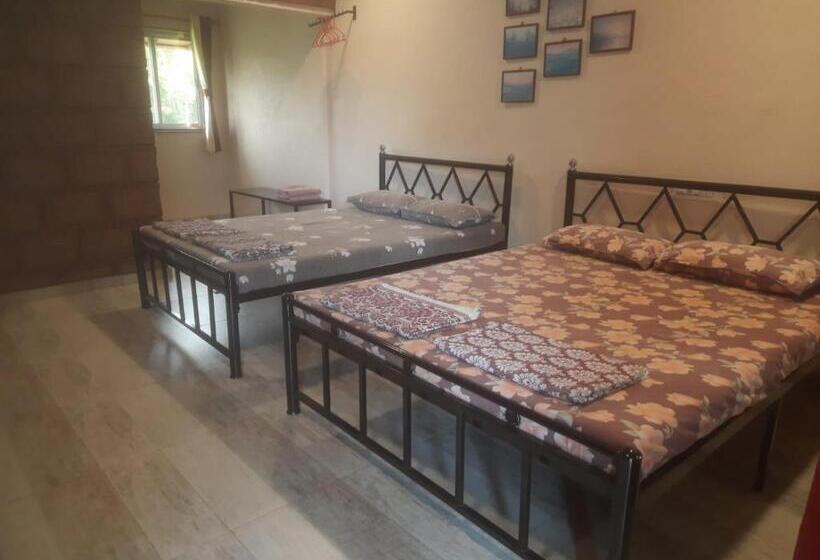 호텔 Garwa Home Stay