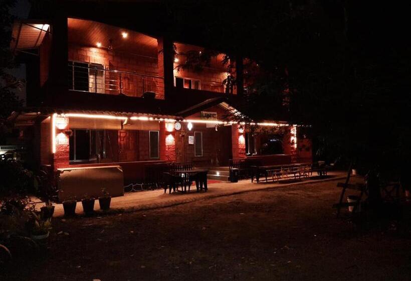 호텔 Garwa Home Stay