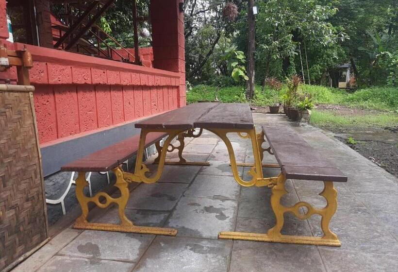 호텔 Garwa Home Stay