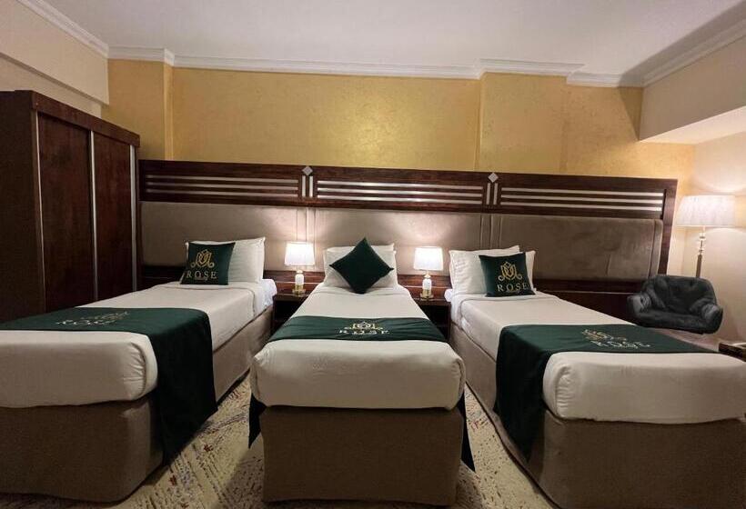 هتل Rose Holiday I2 روز هوليداي