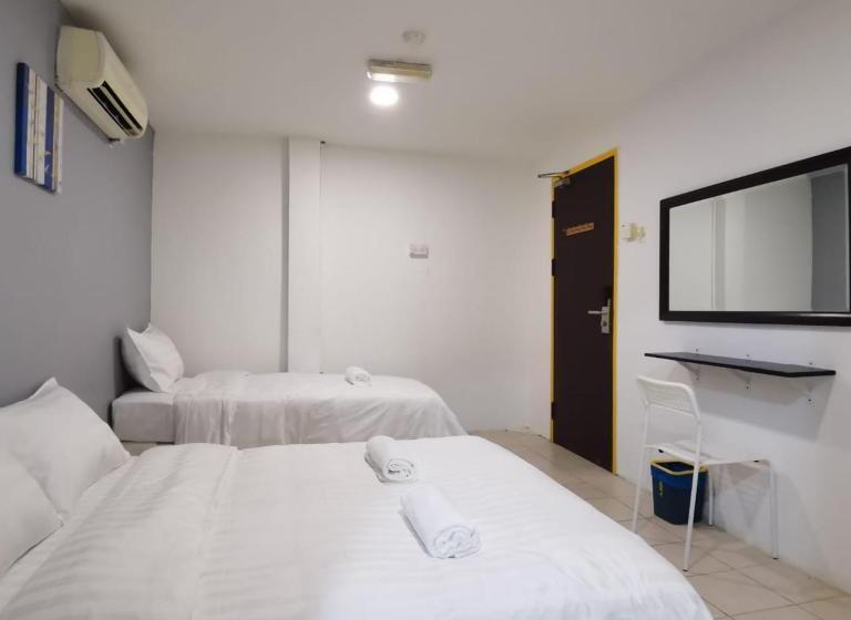 בית מלון כפרי Seroja