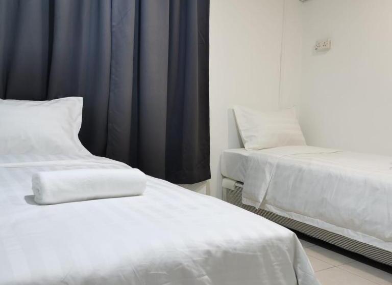 בית מלון כפרי Seroja